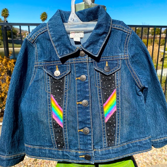 ❗️Custom Painting❗️🎨 Denim Jacket - Picture 2 of 3